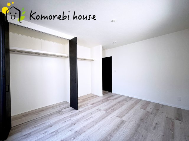 桶川市上日出谷南　2期　ピュアガーデン　戸建て　5号棟の寝室|落ち着いて過ごせるお部屋なので、寝室にいかがでしょうか