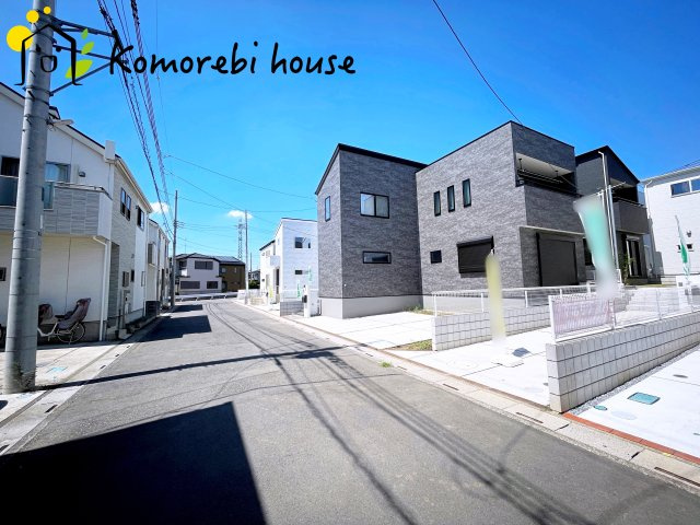 桶川市上日出谷南　2期　ピュアガーデン　戸建て　5号棟の前面道路含む現地写真|前面道路含む現地写真です