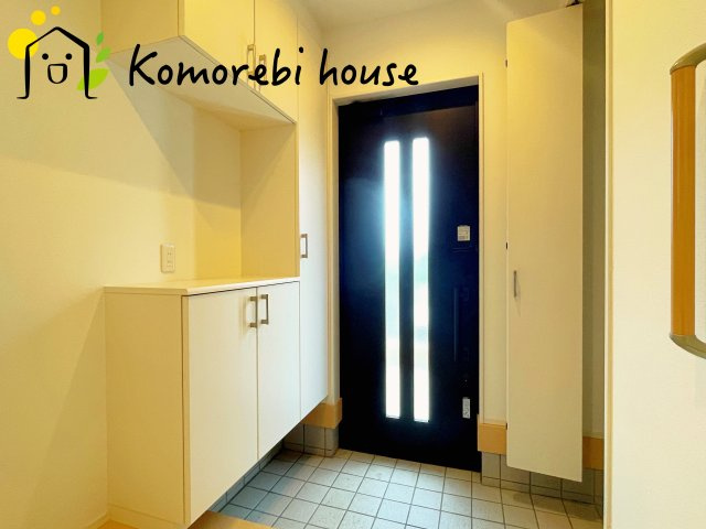 桶川市坂田　中古戸建ての玄関|10月1日　撮影