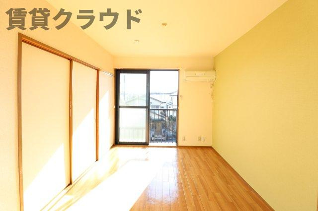 サニーコーポ・ハセベの居間・リビング|ゆったり過ごせる居間です