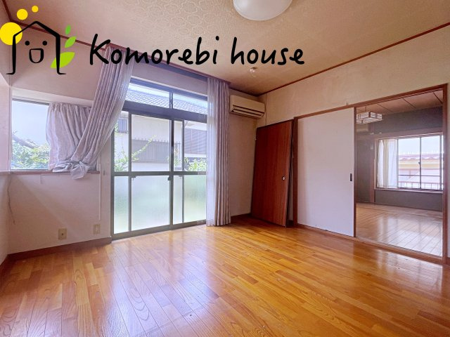 桶川市下日出谷　中古一戸建ての居間・リビング|7/10 撮影済み