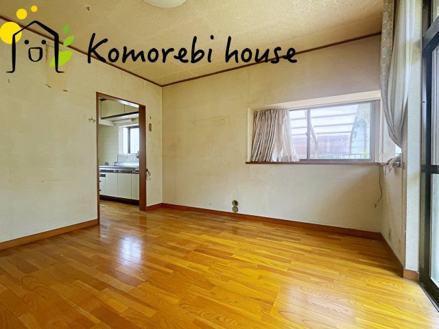 桶川市下日出谷　中古一戸建ての居間・リビング|7/10 撮影済み