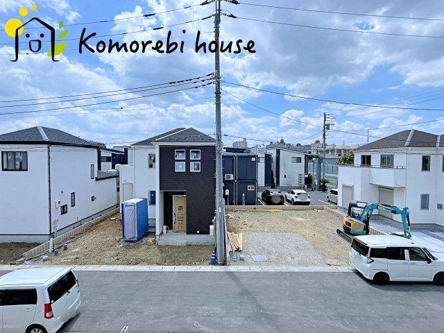 桶川市加納6期　新築一戸建て　グラファーレ　26の前面道路含む現地写真|7/31　撮影済み