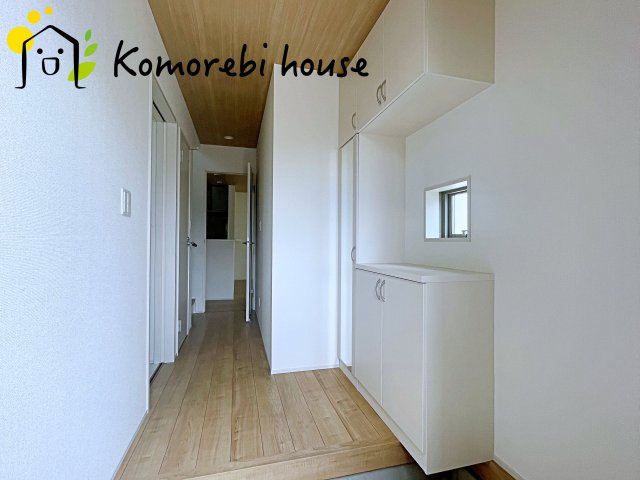 桶川市加納6期　新築一戸建て　グラファーレ　26の玄関|7/31　撮影済み