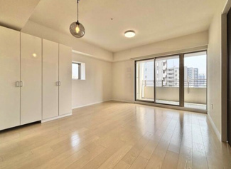 【居間・リビング】 | 【BELISTA代官町】✨️仲介手数料無料✨️