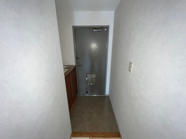 グレーシィ金剛アルティプラザの玄関