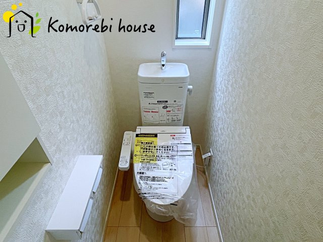 白岡市小久喜　第14　新築一戸建て　クレイドルガーデン　02のトイレ|7/19　撮影済み