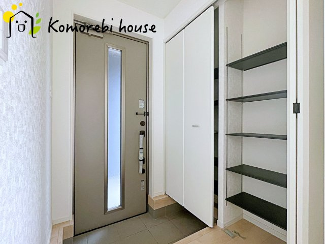 白岡市小久喜　第14　新築一戸建て　クレイドルガーデン　02の玄関|7/19　撮影済み