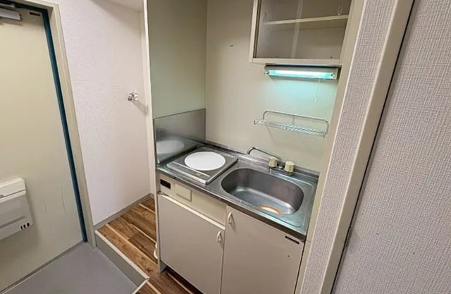 三重県名張市　1棟投資マンションのキッチン