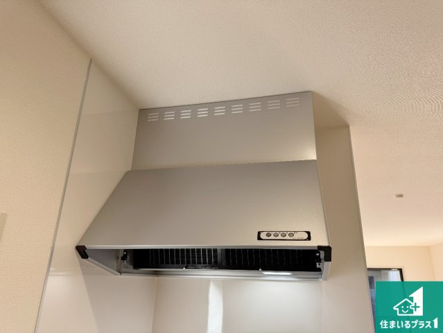 豊中市本町　第4期　新築一戸建ての設備|汚れにくいスロットフィルタでお手入れラクラク！ＬＥＤ照明付き！