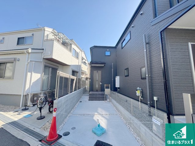 豊中市本町　第4期　新築一戸建ての外観|お客様に長く安心して住んでいだだける事にこだわった家づくり！住んでからのアフターサービスにもしっかりと取り組んでいます！