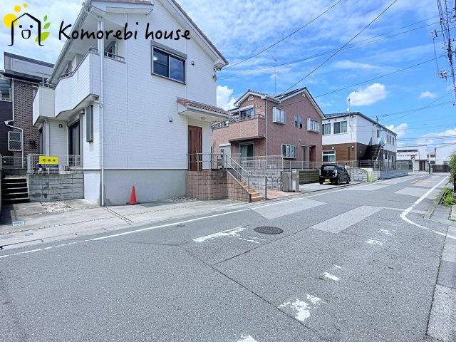 白岡市西3丁目 中古戸建ての前面道路含む現地写真|6/3　撮影済み