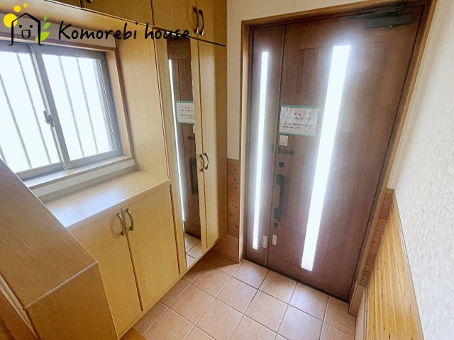 白岡市西3丁目 中古戸建ての玄関|6/3　撮影済み