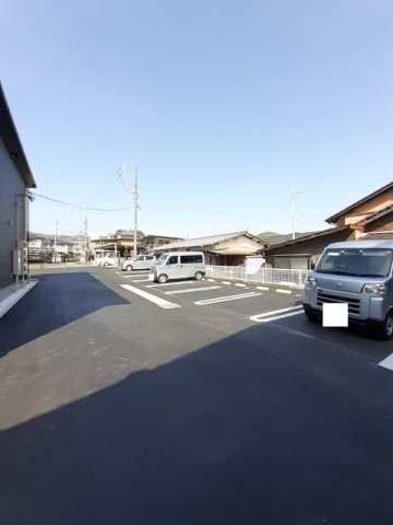鈴蘭館の駐車場