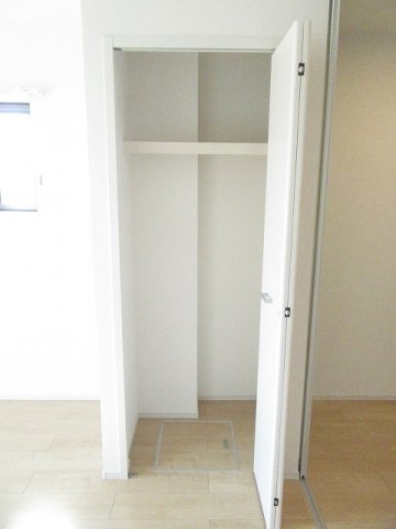 グランド　ソレイユ弐番館の収納