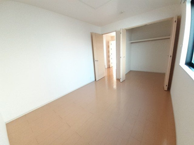 【内装】 | エレガントリヴ