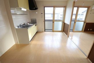 【居間・リビング】 | シャルマンB