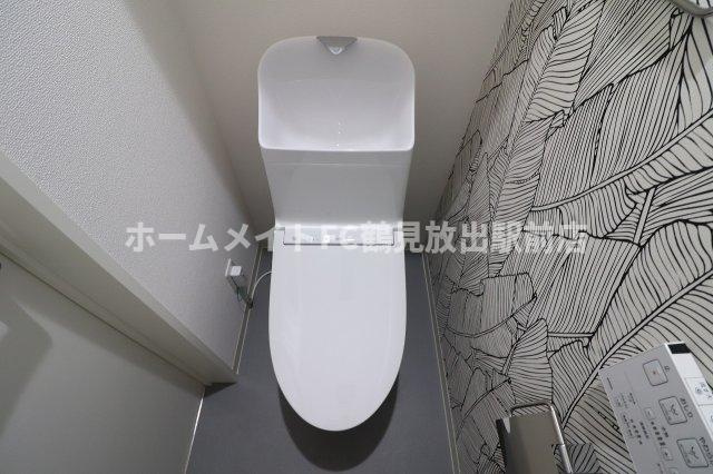 大阪市鶴見区茨田大宮４丁目のアパートのトイレ