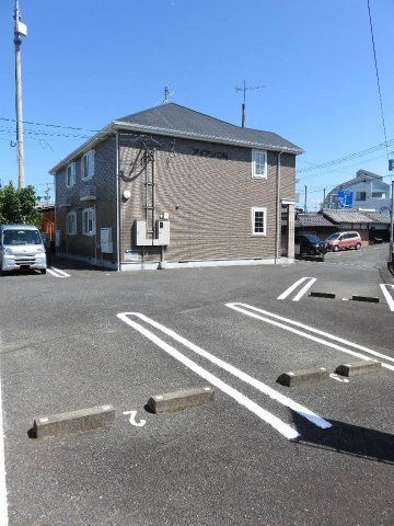 【駐車場】 | アイアンＯＮ