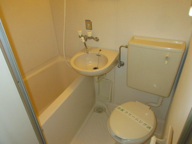 シティハイム向台の浴室