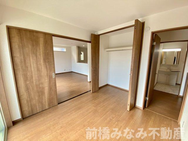 前橋市南町2丁目　限定1棟　ハートフルタウン　新築建売の洋室|ゆったりした洋室です