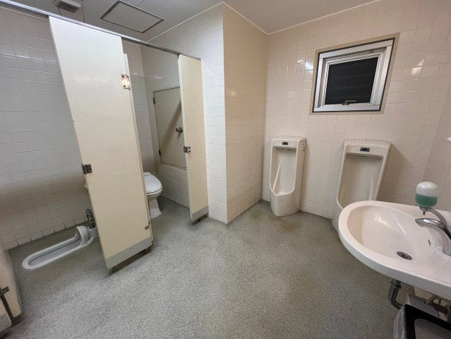 明海三宮ビルのトイレ|清潔感のあるトイレです