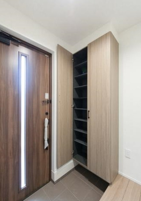 【玄関】 | 永隈貸家