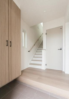 【玄関】 | 永隈貸家