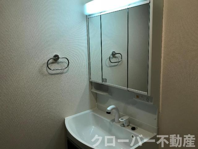 メゾン・クワトロの洗面所|洗髪洗面化粧台