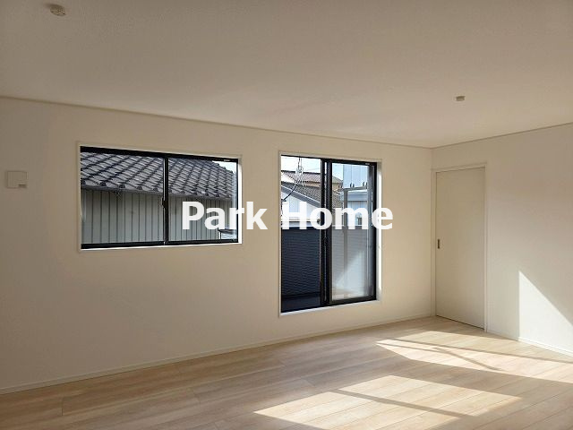 高知市旭天神町 第1-2号棟　新築戸建ての居間・リビング|２F:15.7LDK