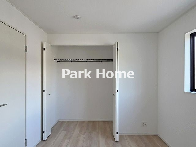 高知市旭天神町 第1-2号棟　新築戸建ての収納|２F:6洋室クローゼット