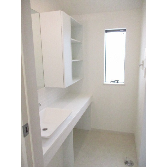 天神町２丁目貸家の洗面所