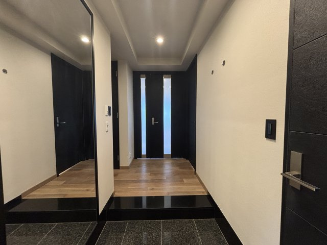 淀屋橋アップルタワーレジデンスの玄関