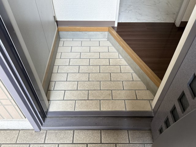 ディアス柿の木 A棟の玄関