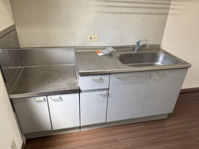 ディアス柿の木 A棟のキッチン