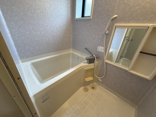 ディアス柿の木 A棟の浴室