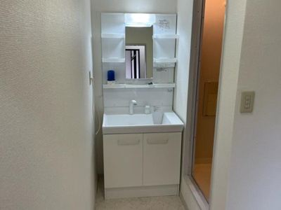 【洗面所】 | グリーンハイム千草 | 洗髪洗面化粧台