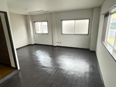 【居間・リビング】 | グリーンハイム千草 | リビング