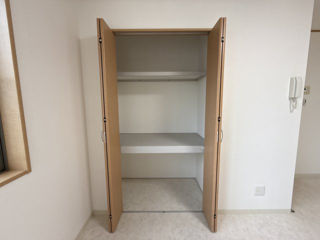 パレトロワの収納