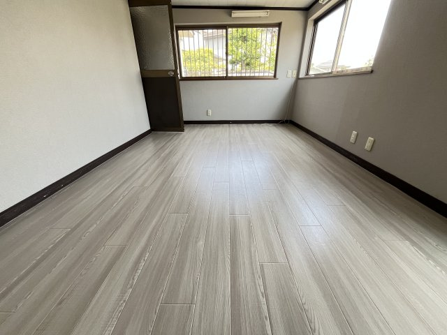 錦町貸家の居間・リビング