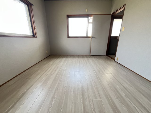 錦町貸家の洋室