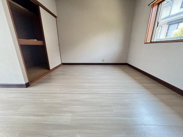 錦町貸家の洋室