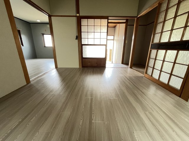 錦町貸家の居間・リビング