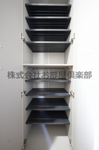 BRAVE BASE REA Ⅱの収納|※現況優先
同タイプ参考