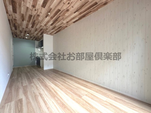 BRAVE BASE REA Ⅱの居間・リビング|おしゃれな居間です