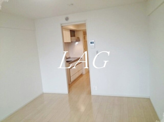 【居間・リビング】 | オール　プロパティ | 洋室のお部屋です。