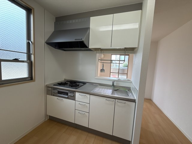 ファミール伊伝居のキッチン