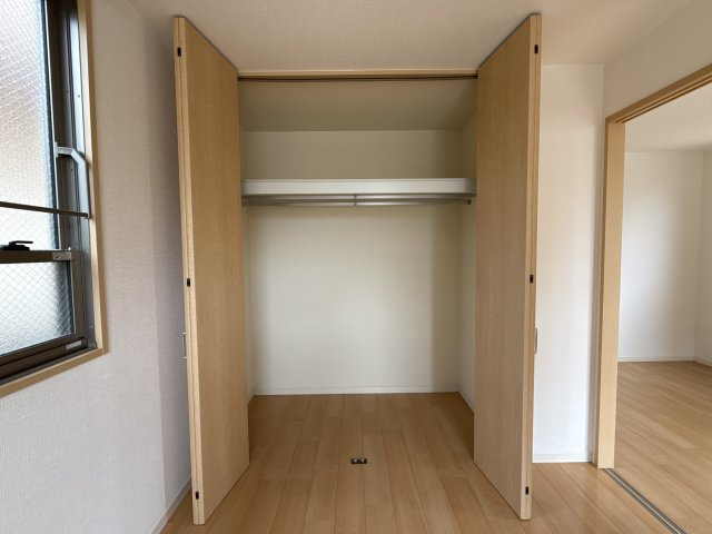 ファミール伊伝居の収納