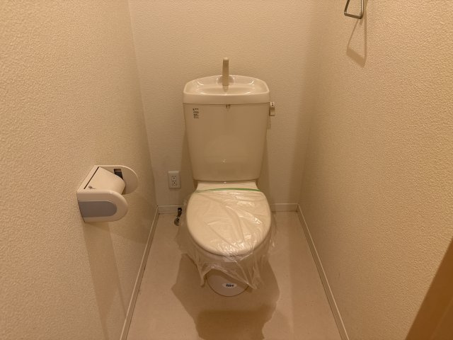 ファミール伊伝居のトイレ