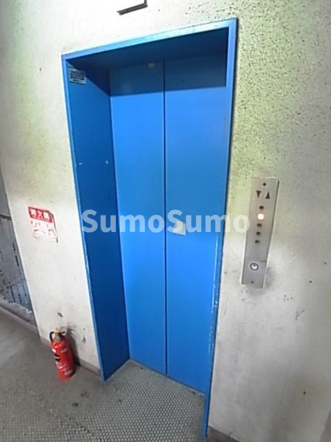 パインリーフ甲子園の外観